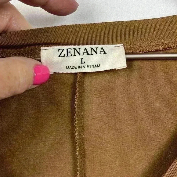 Zenana Women’s Top Dark Caramel L Relaxed Fit V-Neck Leopard Print Pocket Casual - Picture 3 of 8